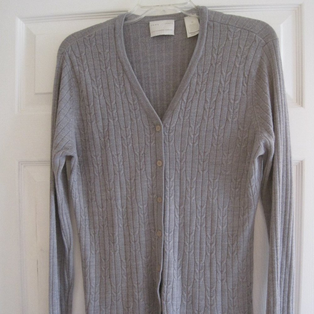 EMMA JAMES (A LIZ CLAIBORNE COMPANY) GRAY CABLE KNIT CARDIGAN M $49.00
